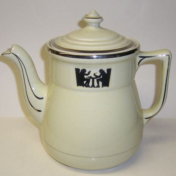 Hall China SILHOUETTE MEDALLION 8 Cup Coffee Pot Tea Pot, U.S.A. - Picture 1 of 4